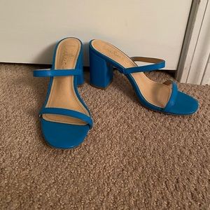 Lulus Size 8 Blue Heels